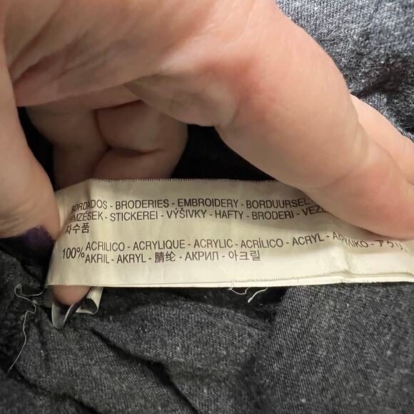 Zara Man Short Sleeve Gray Raised Letters Size Medium - Picture 8 of 8